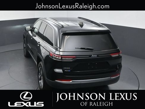 Used 2023 Jeep Grand Cherokee 4WD 4xe image 28