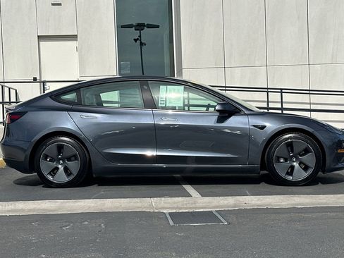Used 2022 Tesla Model 3 Long Range image 2