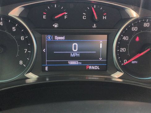 Used 2024 Chevrolet Equinox LT AWD/4WD image 16