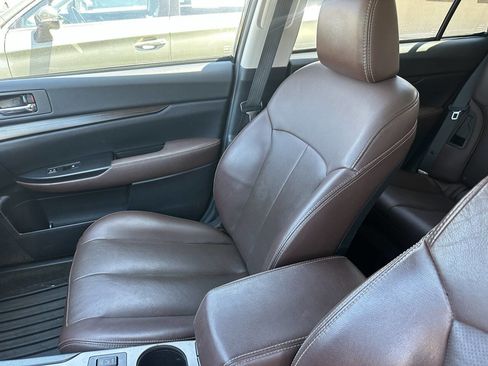 Used 2013 Subaru Outback 2.5i Limited w/ Special Appearance Pkg AWD/4WD image 19