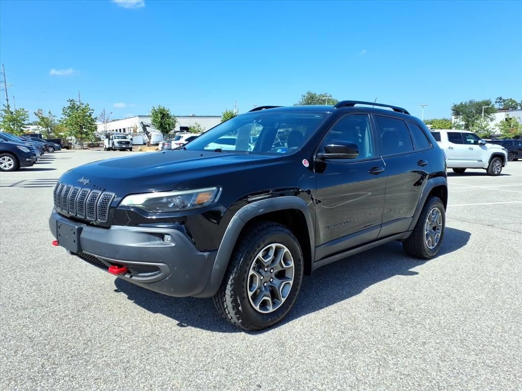 Used 2022 Jeep Cherokee Trailhawk w/ Comfort/Convenience Group AWD/4WD image 9