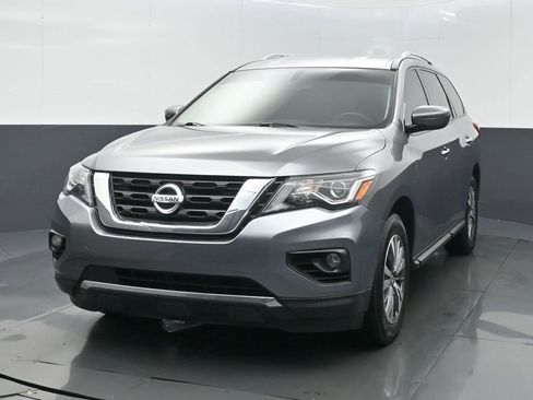 Used 2020 Nissan Pathfinder SV image 7