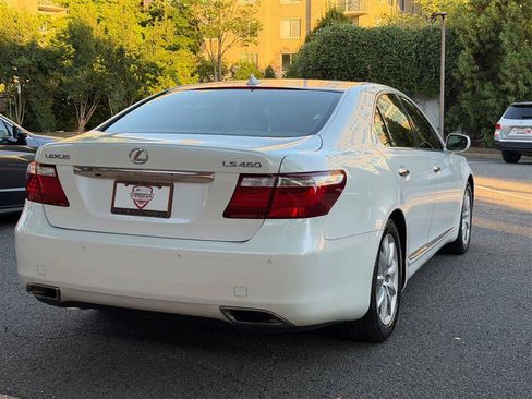 Used 2007 Lexus LS 460 RWD image 9