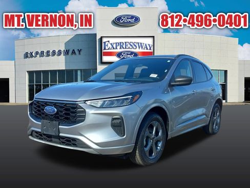 Used 2024 Ford Escape ST-Line image 2