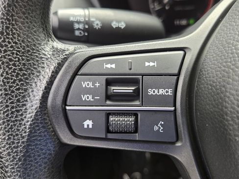 Used 2023 Honda HR-V LX image 24