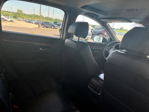 Used 2018 Honda CR-V Touring image 15