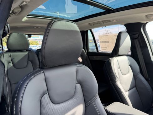 New 2026 Volvo XC90 B6 Ultra w/ Lounge Package image 8