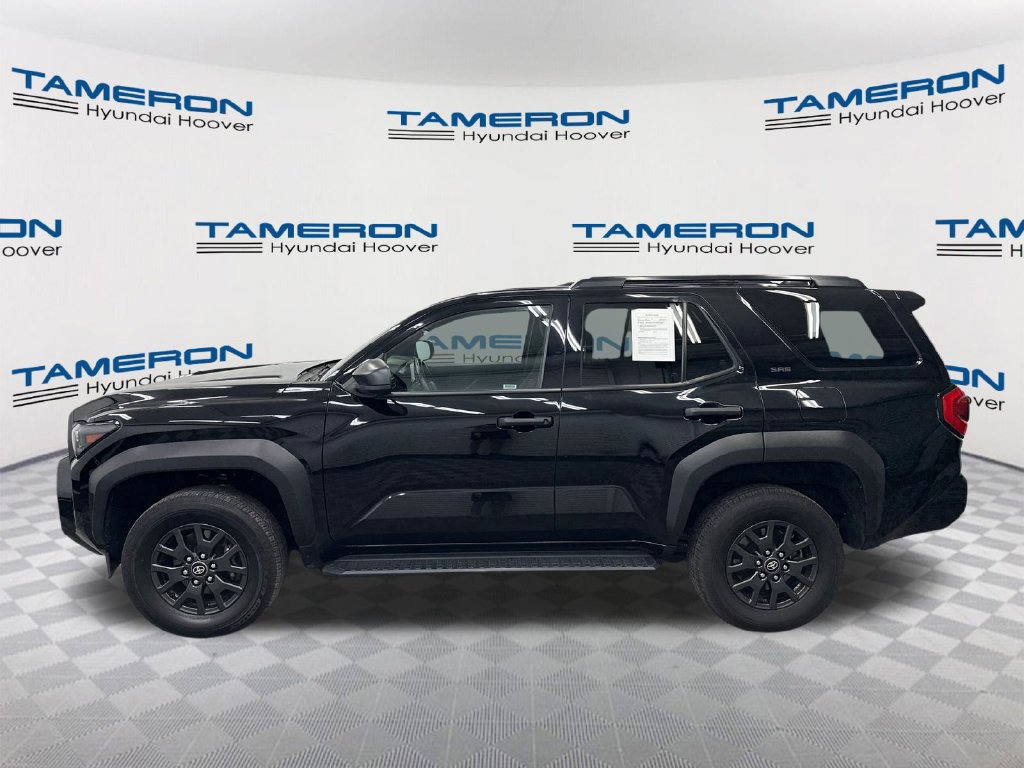 Used 2025 Toyota 4Runner SR5 AWD/4WD image 2