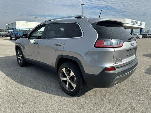 Used 2019 Jeep Cherokee Limited image 3