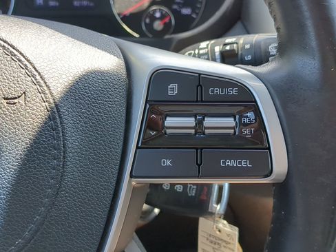 Certified 2019 Kia Sorento S image 24