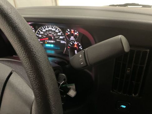 Used 2024 Chevrolet Express 2500 image 9