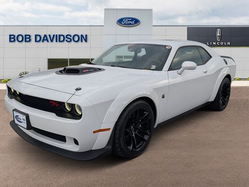 Used 2022 Dodge Challenger R/T Scat Pack RWD image 1