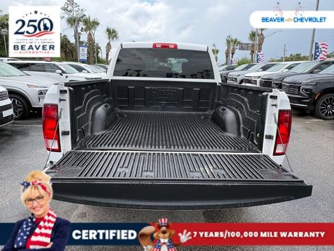Used 2024 RAM 1500 Classic SLT AWD/4WD image 10