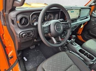 New 2026 Jeep Gladiator Mojave AWD/4WD video 3