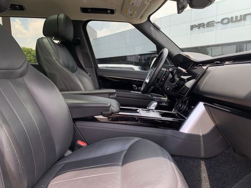 Used 2024 Land Rover Range Rover Long Wheelbase SE AWD/4WD image 35