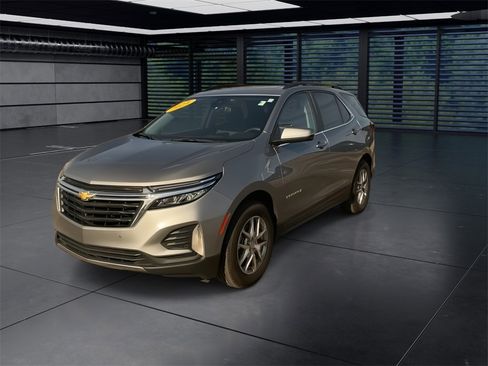 Used 2024 Chevrolet Equinox LT image 4