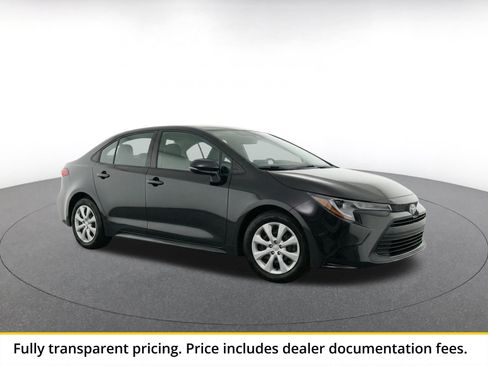 Used 2025 Toyota Corolla LE FWD image 1
