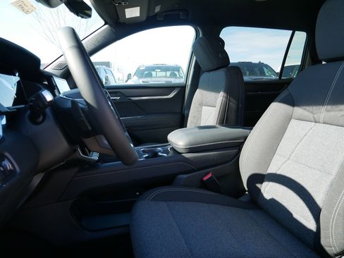 New 2026 GMC Acadia Elevation w/ LPO, All-Weather Package image 4