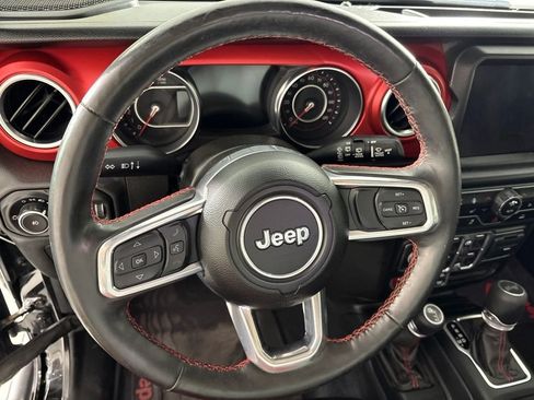 Used 2021 Jeep Wrangler Unlimited Rubicon w/ Xtreme Recon 35" Tire Package AWD/4WD image 32