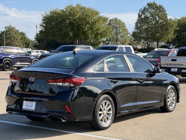 Used 2019 Hyundai Sonata SE FWD image 4