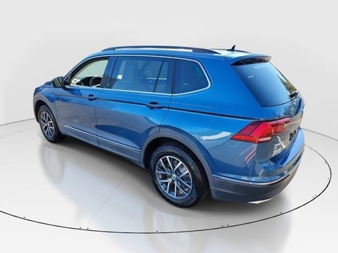 Certified 2020 Volkswagen Tiguan SE image 34