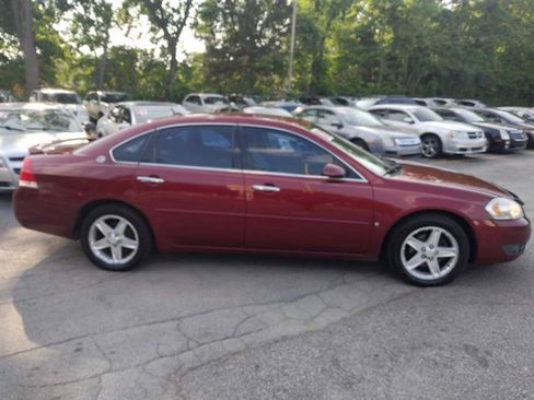 Used 2008 Chevrolet Impala LTZ FWD image 4