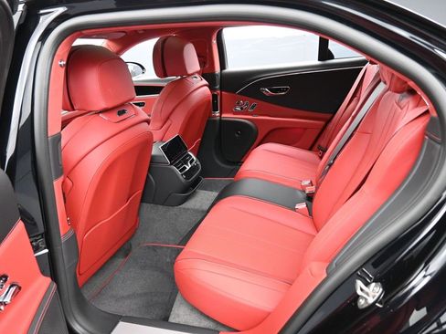 New 2026 Bentley Flying Spur Plug-In Hybrid image 26