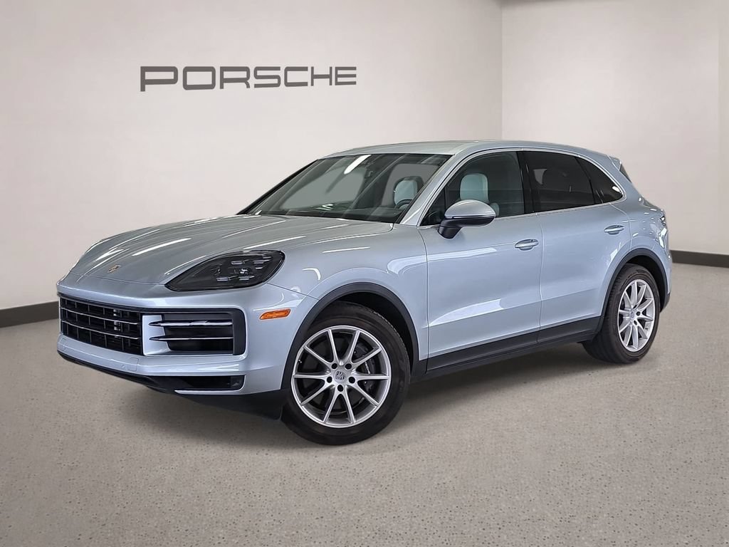 Certified 2024 Porsche Cayenne AWD/4WD image 1