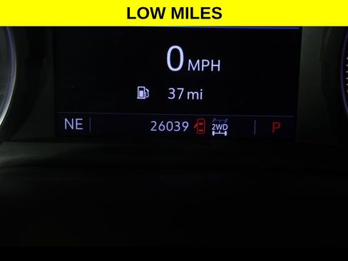 Used 2021 Chevrolet Silverado 1500 LT Trail Boss w/ LT Trail Boss Premium Package image 8