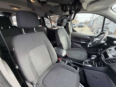 Used 2022 Ford Transit Connect XLT image 22