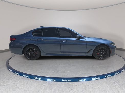 Used 2023 BMW 530i w/ M Sport Package RWD image 4