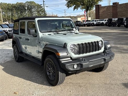 Used 2024 Jeep Wrangler Sport image 3