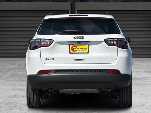 New 2026 Jeep Compass Latitude AWD/4WD image 5