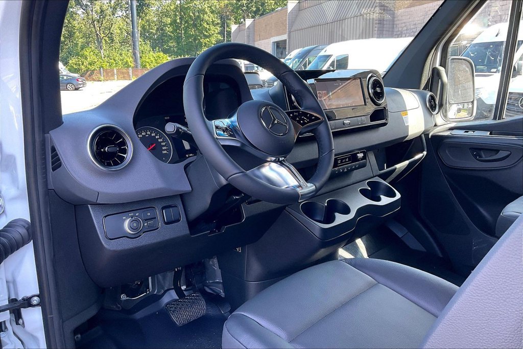New 2026 Mercedes-Benz Sprinter 2500 image 5