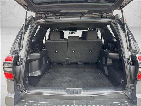 Certified 2025 Toyota 4Runner SR5 AWD/4WD image 8