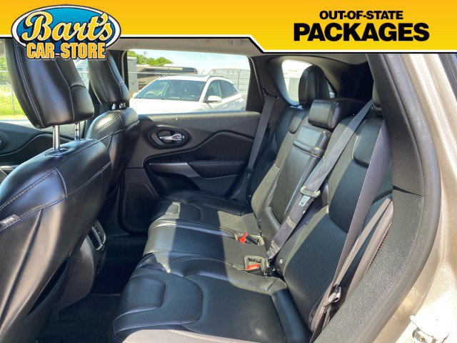 Used 2019 Jeep Cherokee Limited AWD/4WD image 19