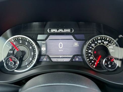Used 2025 RAM 1500 Laramie image 22