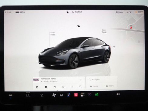 Used 2023 Tesla Model 3 Standard Range RWD image 26