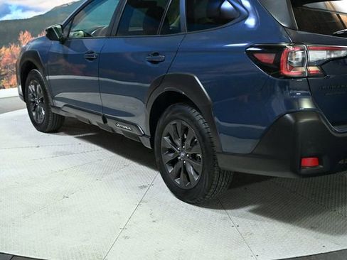 Certified 2025 Subaru Outback Onyx Edition AWD/4WD image 8