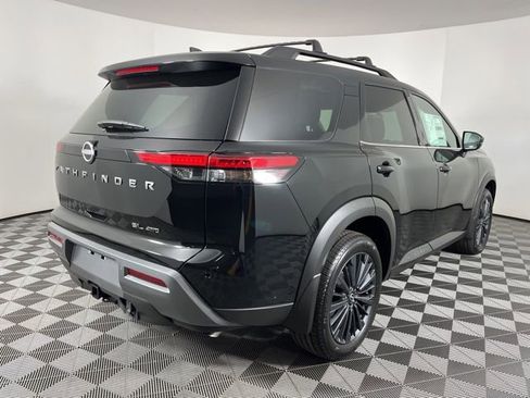 New 2026 Nissan Pathfinder SL w/ SL Premium Package AWD/4WD image 11