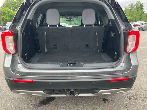 Used 2023 Ford Explorer XLT w/ Equipment Group 202A AWD/4WD image 24