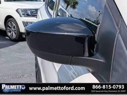 Used 2019 Ford Escape SE FWD image 11