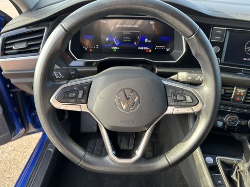Used 2024 Volkswagen Jetta SE FWD image 24