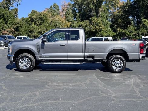 Used 2024 Ford F250 Lariat image 3