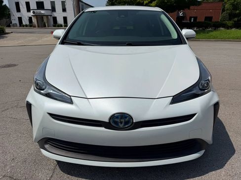 Used 2021 Toyota Prius L Eco FWD image 9