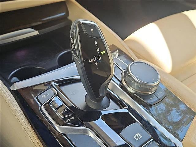 Used 2017 BMW 540i RWD image 10