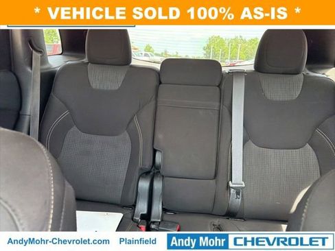 Used 2015 Jeep Cherokee Latitude w/ Cold Weather Group FWD image 27