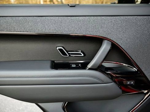 New 2026 Land Rover Range Rover Sport SE image 28