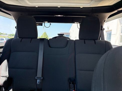 Used 2020 Jeep Wrangler Unlimited Rubicon AWD/4WD image 10