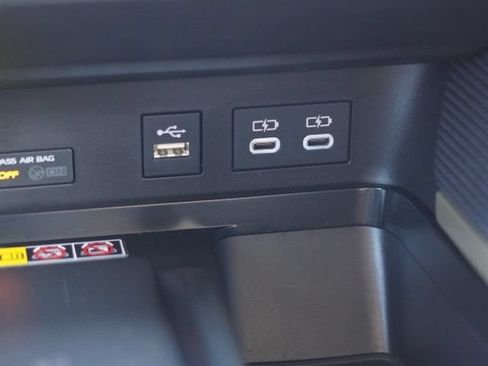 Used 2025 Toyota Camry SE w/ Multimedia Upgrade Package FWD image 23
